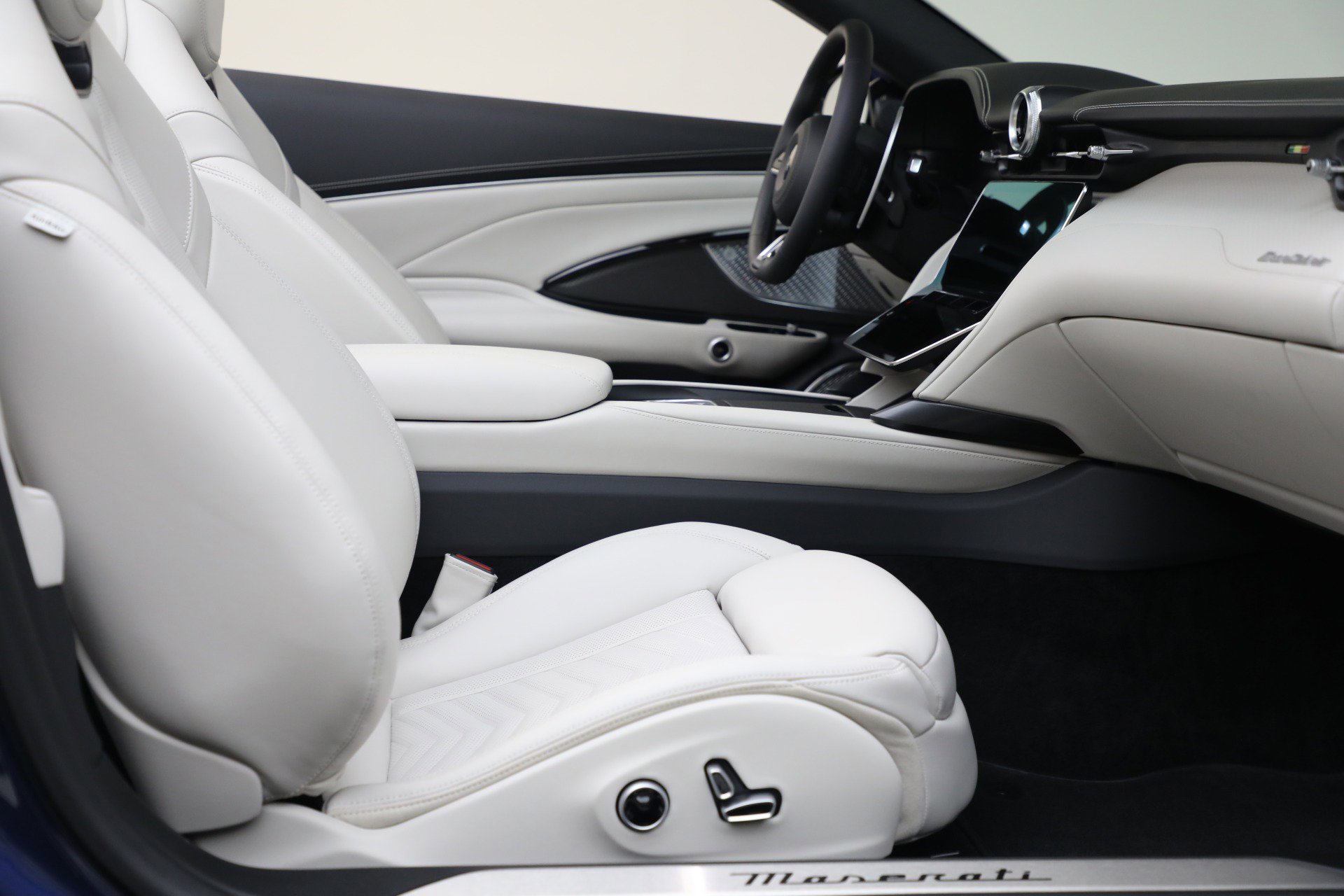 New 2026 Maserati GranCabrio Modena image 20