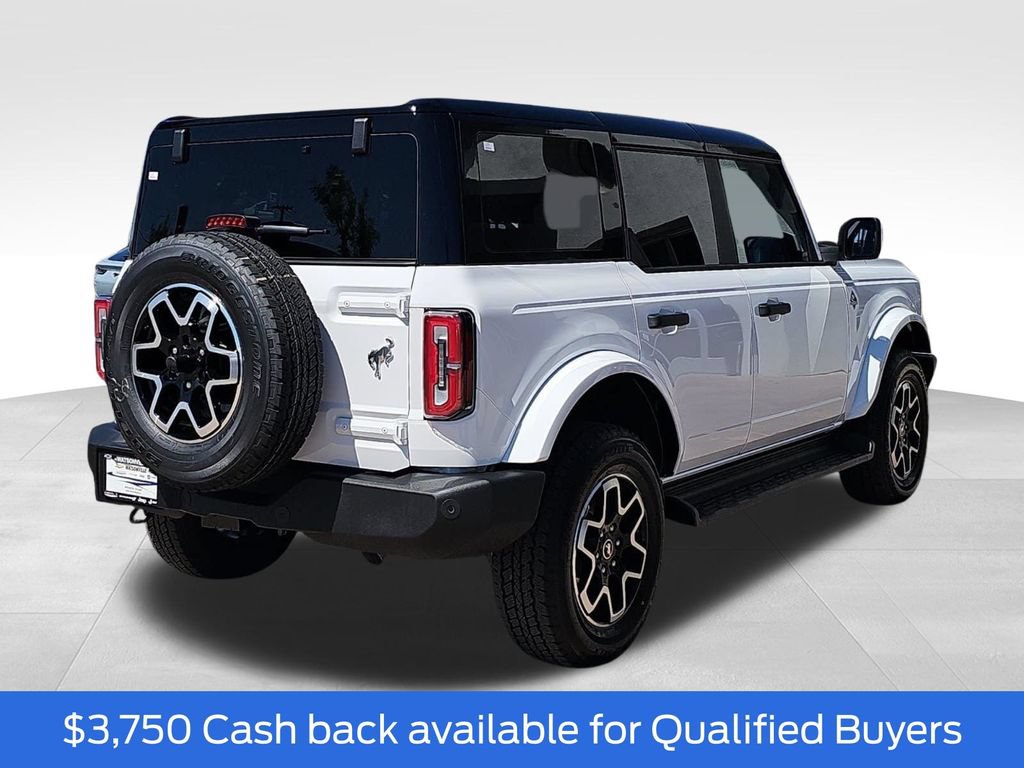 New 2026 Ford Bronco Outer Banks AWD/4WD image 3