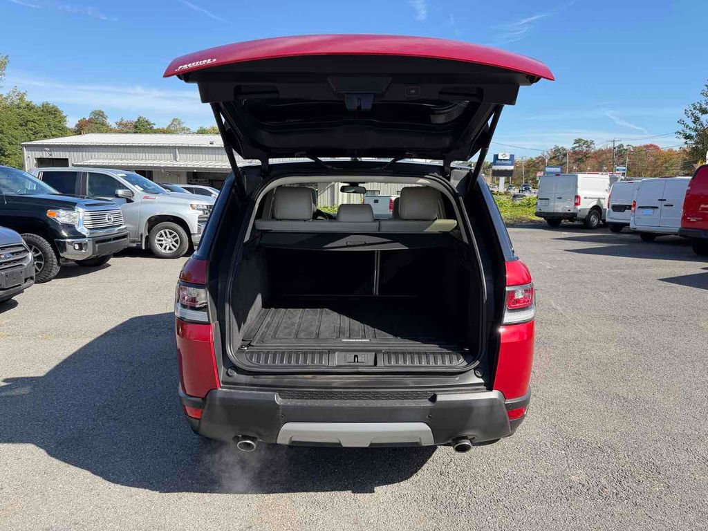 Used 2016 Land Rover Range Rover Sport HSE image 33