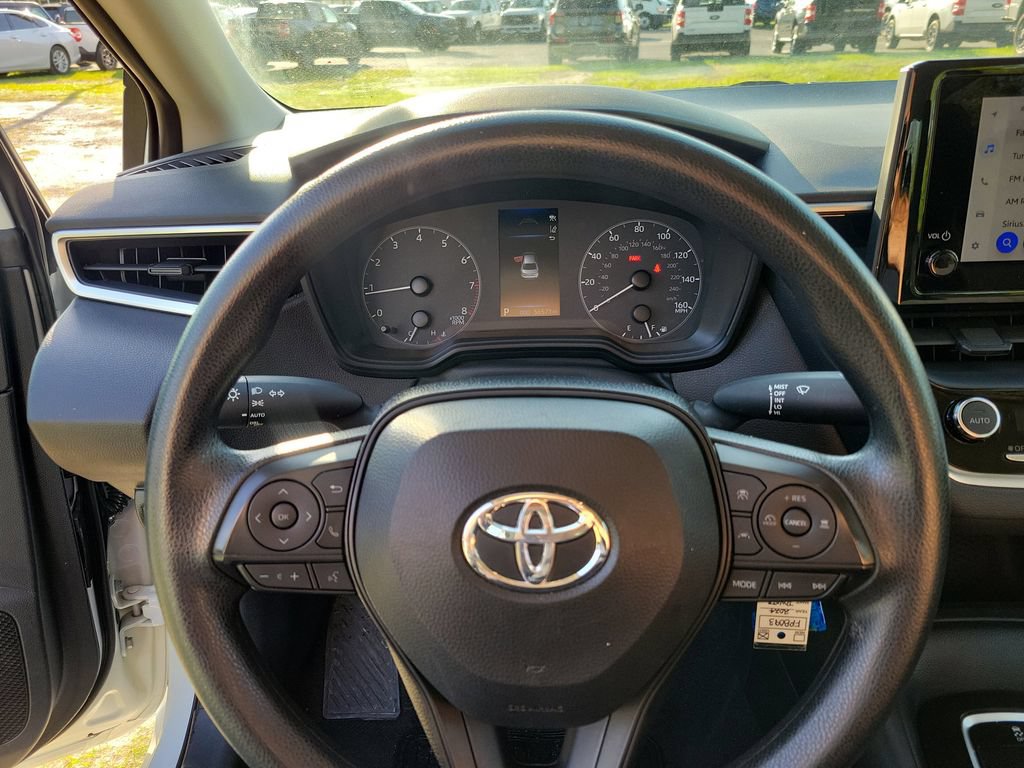 Used 2024 Toyota Corolla LE FWD image 19