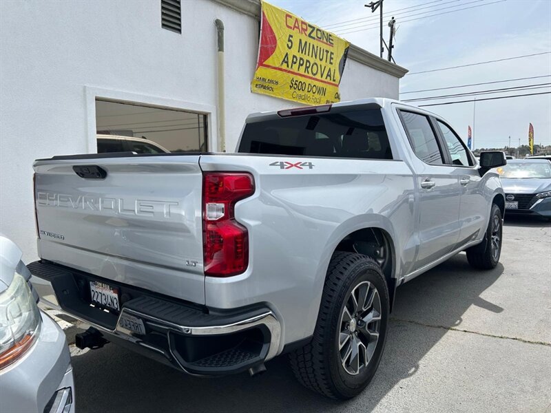Used 2022 Chevrolet Silverado 1500 LT AWD/4WD image 6