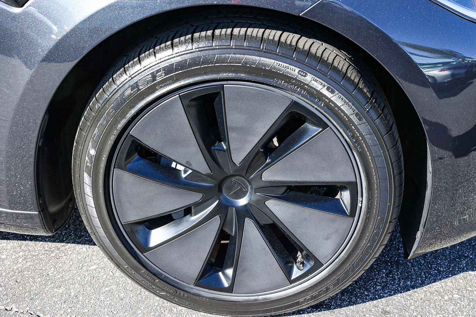 Used 2024 Tesla Model 3 Standard Range image 16