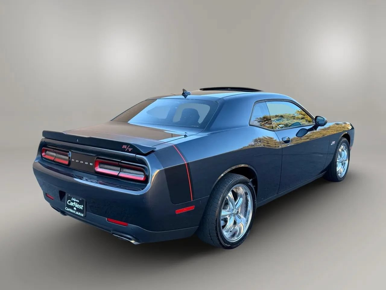 Used 2018 Dodge Challenger R/T Plus RWD image 15