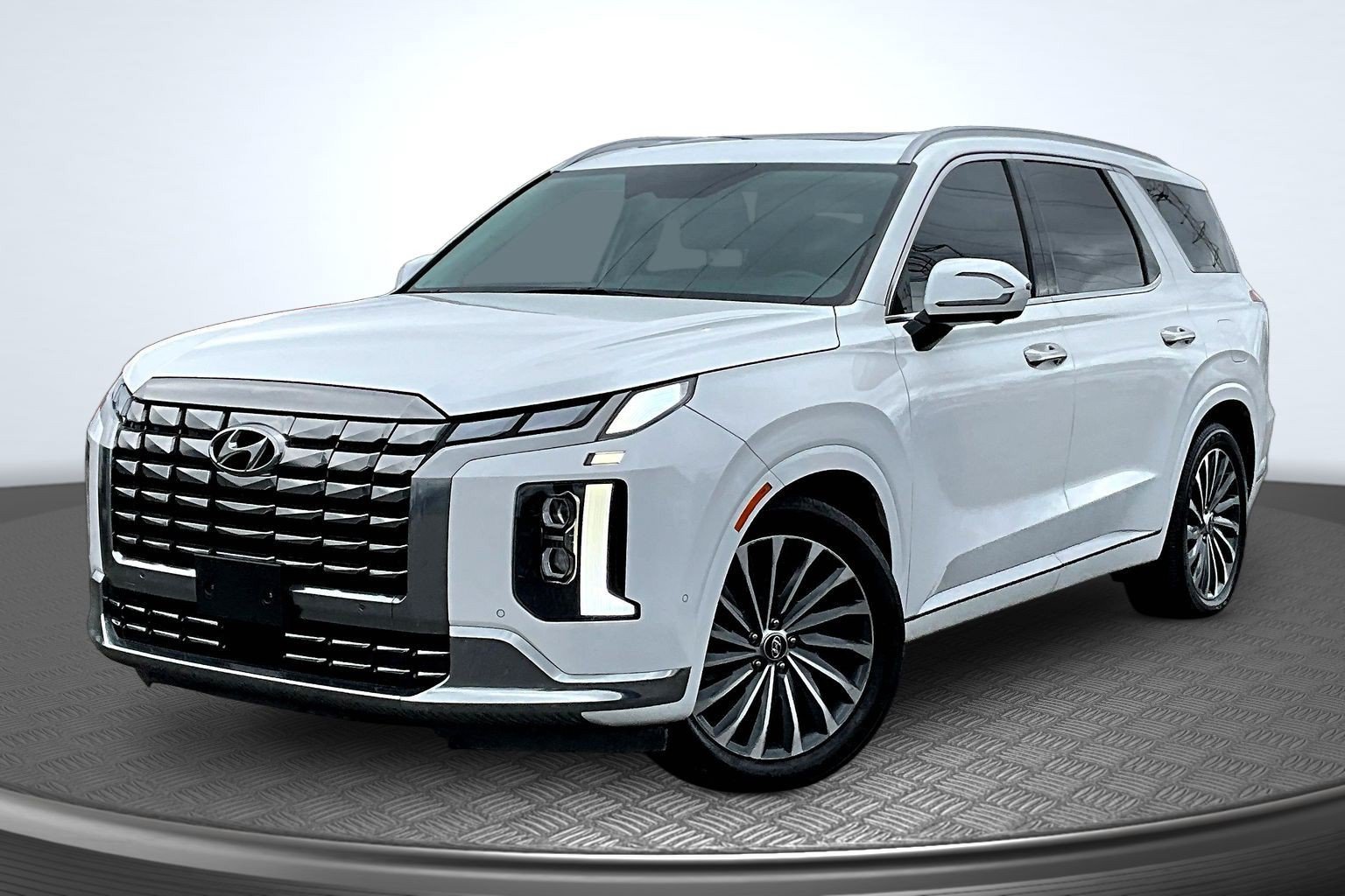 Used 2024 Hyundai Palisade Calligraphy
