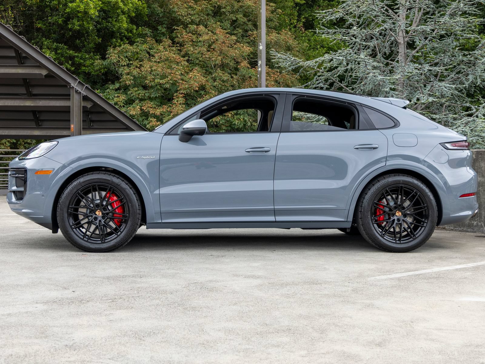 New 2026 Porsche Cayenne S AWD/4WD image 2