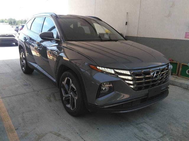 Used 2024 Hyundai Tucson Limited AWD/4WD image 2