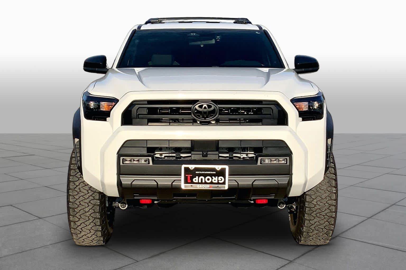 Used 2026 Toyota 4Runner SR5 AWD/4WD image 4
