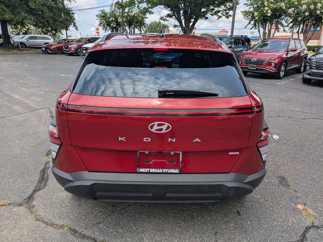 Used 2024 Hyundai Kona SEL AWD/4WD image 5