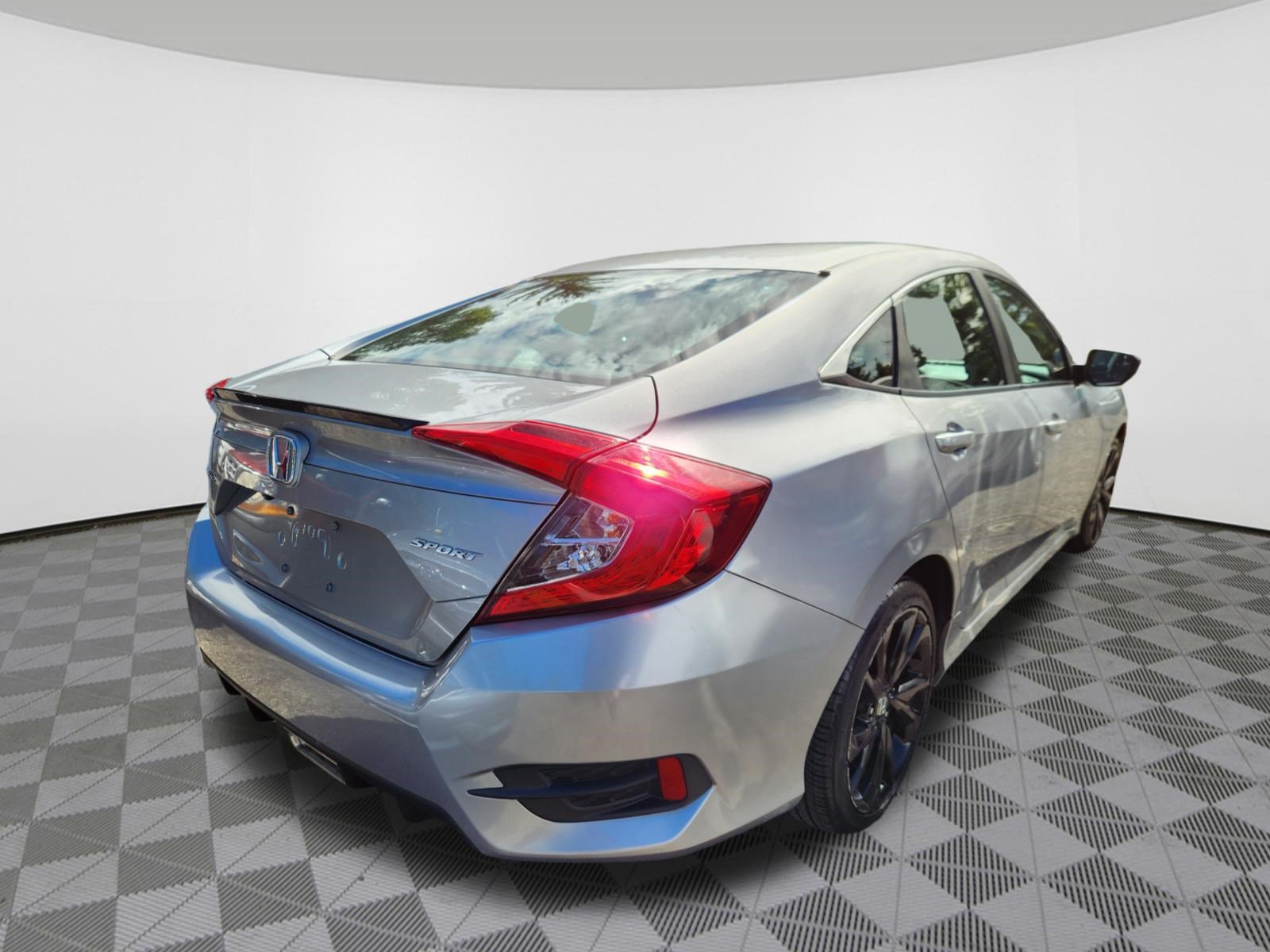 Used 2019 Honda Civic Sport image 4