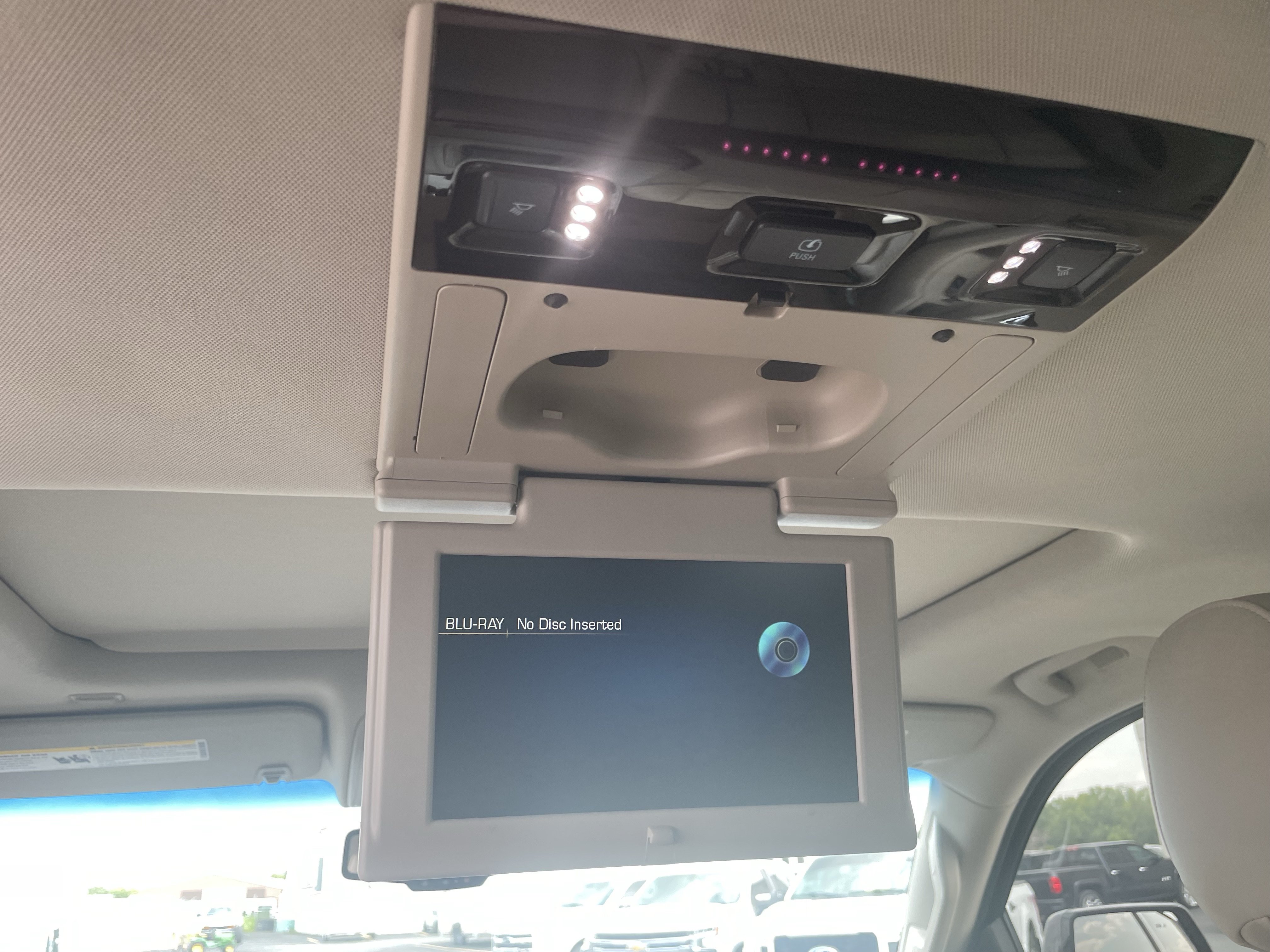Used 2016 Cadillac Escalade ESV Premium AWD/4WD image 33
