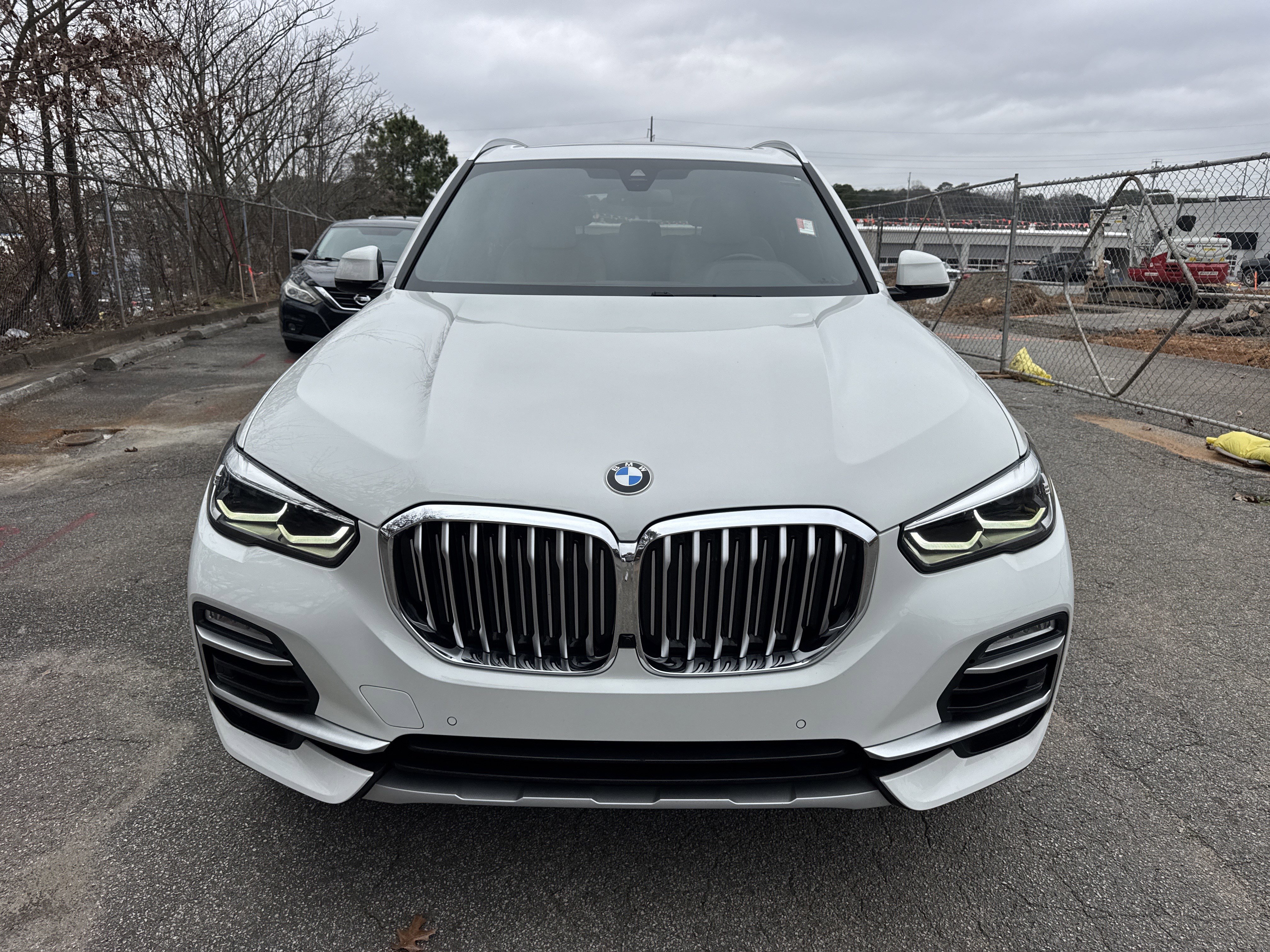 Used 2021 BMW X5 sDrive40i w/ Convenience Package image 2