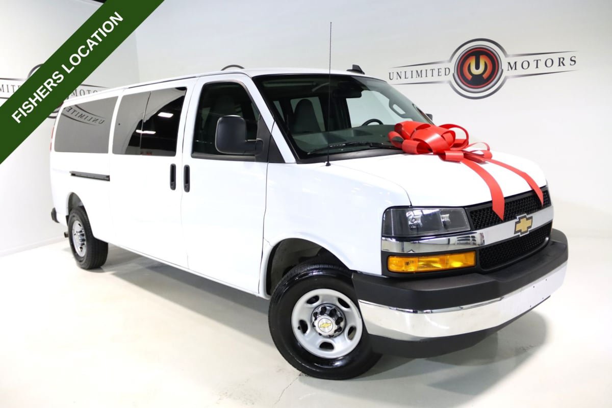 Used 2025 Chevrolet Express 3500 LT w/ LT Preferred Equipment Group
