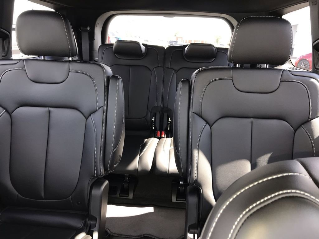 New 2026 Jeep Grand Cherokee L Limited image 23
