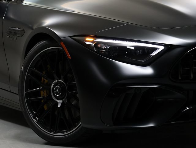 New 2026 Mercedes-Benz SL 63 AMG 4MATIC image 3