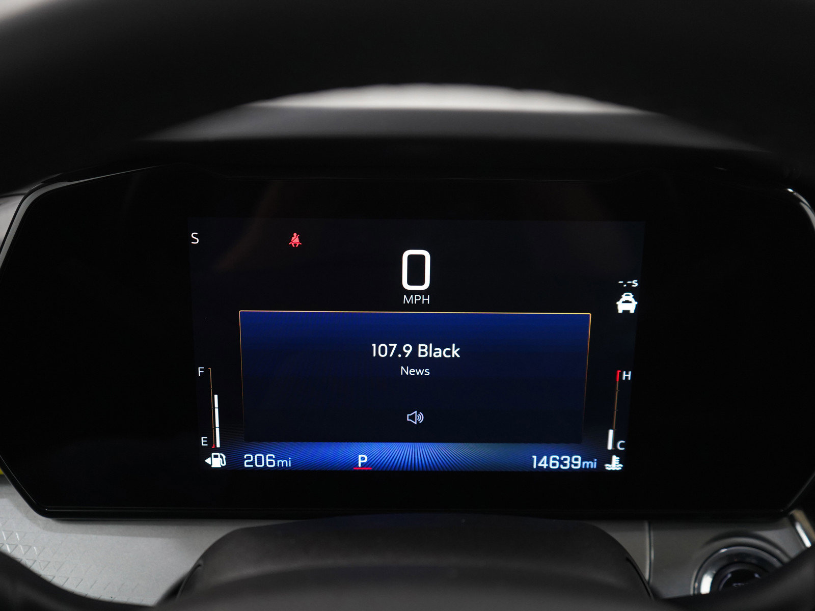 Used 2024 Chevrolet Trax LT w/ Driver Confidence Package FWD image 23