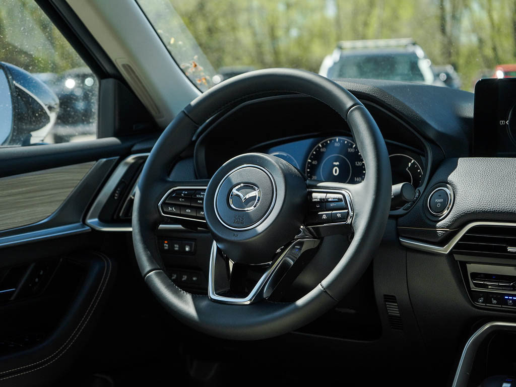 New 2026 MAZDA CX-90 Plug-In Hybrid w/Premium Sport AWD/4WD image 17