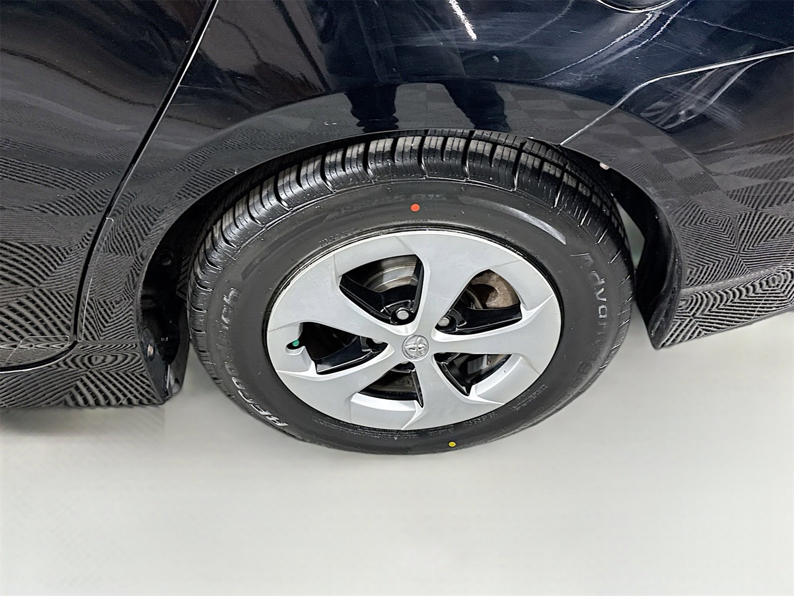 Used 2012 Toyota Prius Four image 21