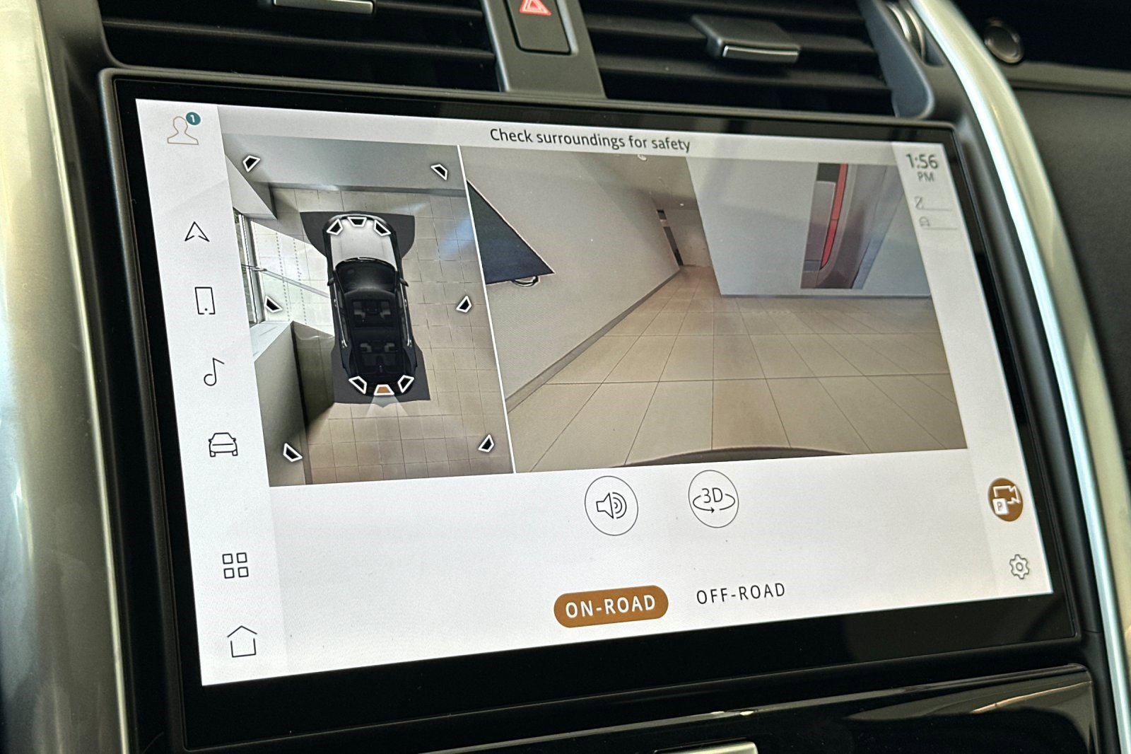 New 2026 Land Rover Discovery S image 21