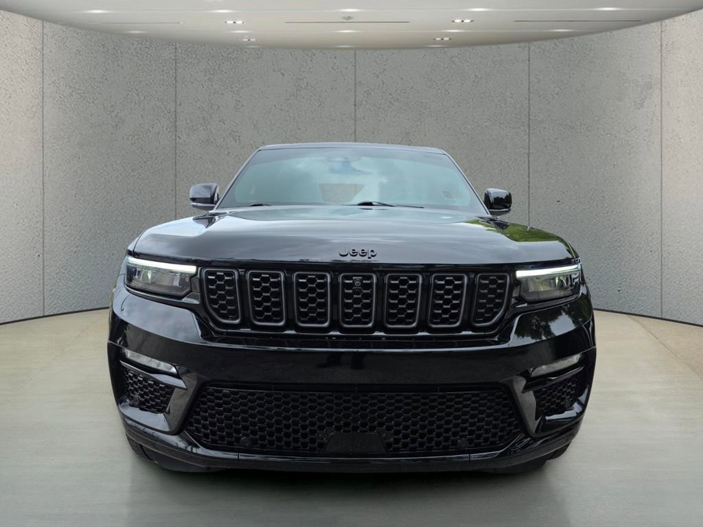 Used 2025 Jeep Grand Cherokee Summit w/ Obsidian Package AWD/4WD image 8