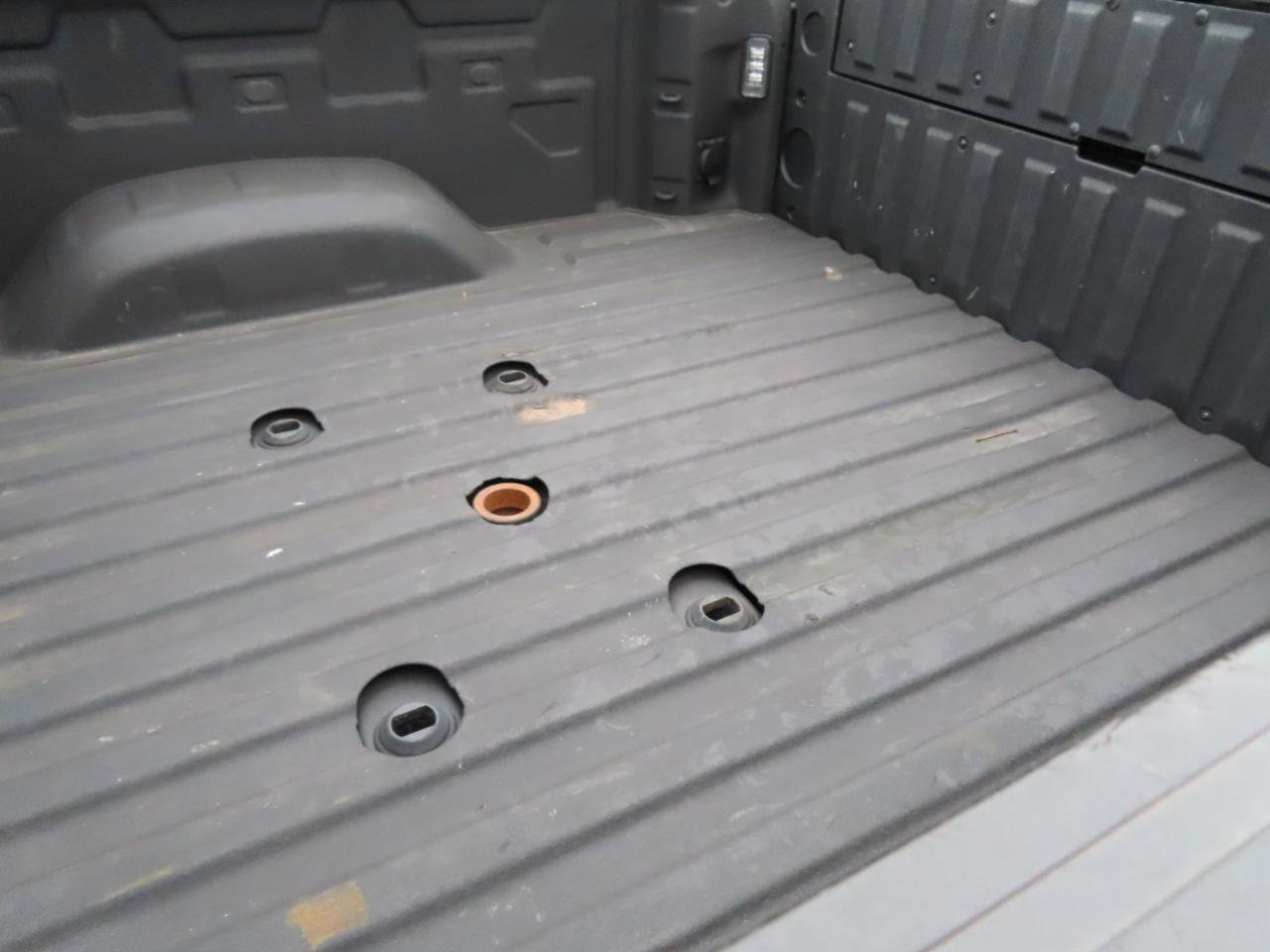 Used 2024 GMC Sierra 2500 AT4 w/ AT4 Premium Plus Package image 17