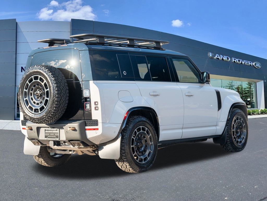 New 2026 Land Rover Defender 110 image 4