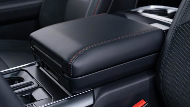 Used 2025 Ford F150 Raptor image 43