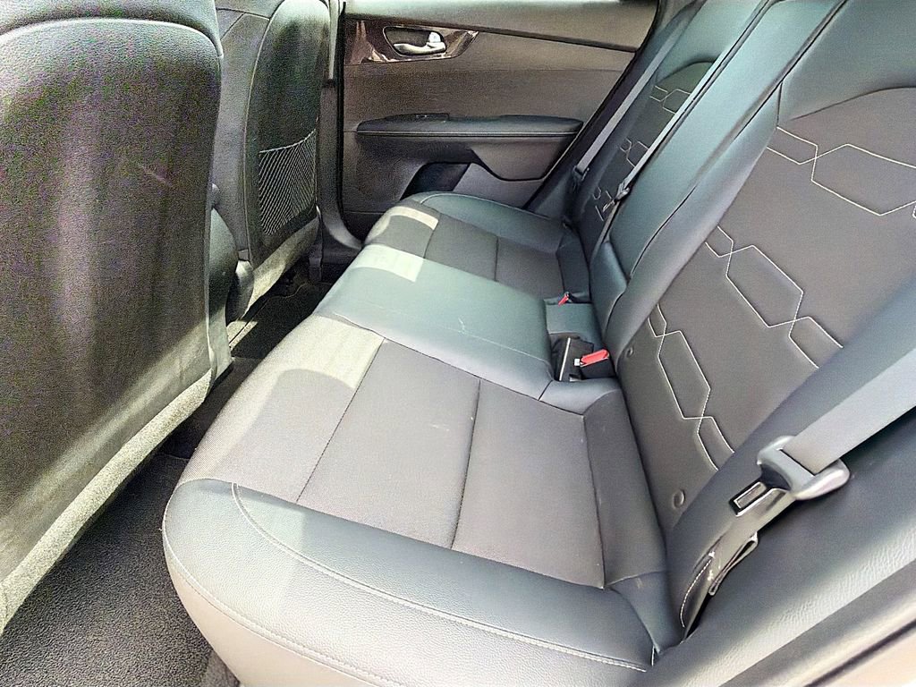 Used 2023 Kia Forte GT-Line w/ GT-Line Premium Package image 24