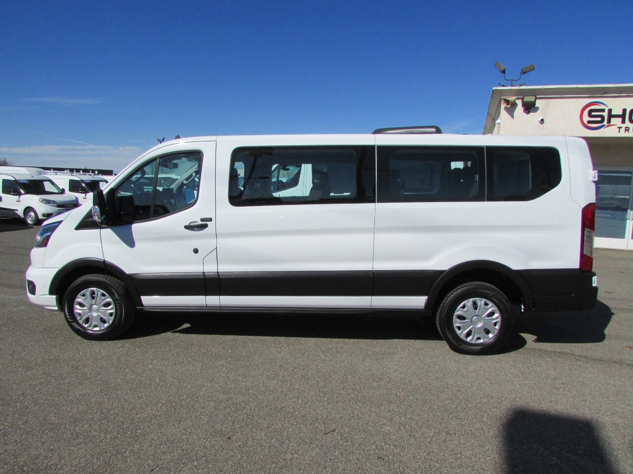 Used 2023 Ford Transit 350 XLT image 10