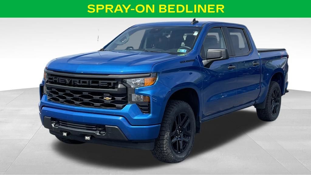 Used 2022 Chevrolet Silverado 1500 Custom w/ LPO, Dark Essentials Package AWD/4WD image 4