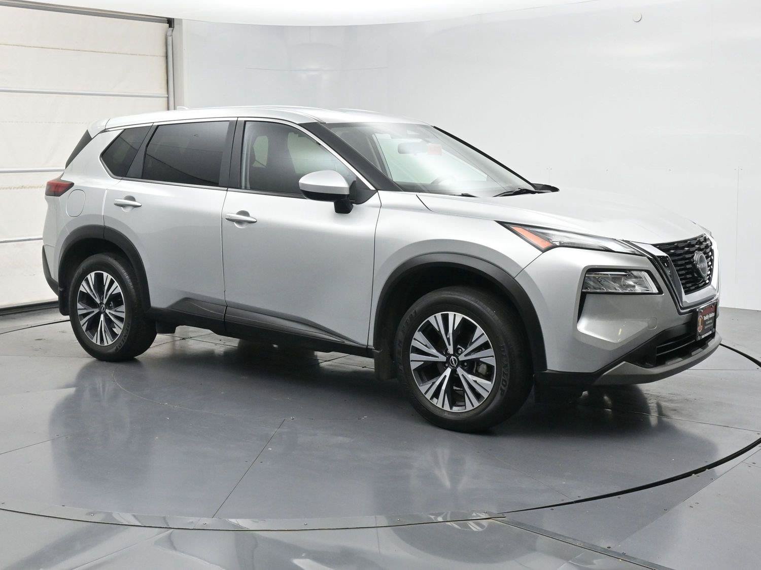 Used 2023 Nissan Rogue SV AWD/4WD image 28