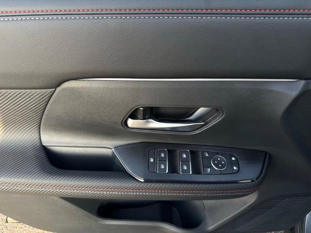 New 2026 Nissan Kicks SR w/ Cold Weather Package AWD/4WD image 19
