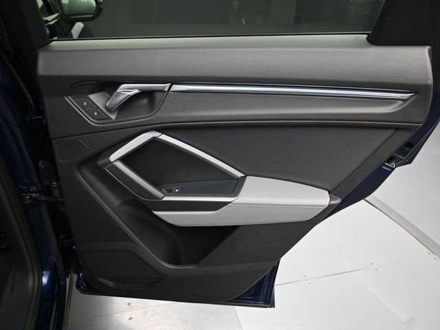 Used 2023 Audi Q3 2.0T Premium Plus w/ Premium Plus Package image 35