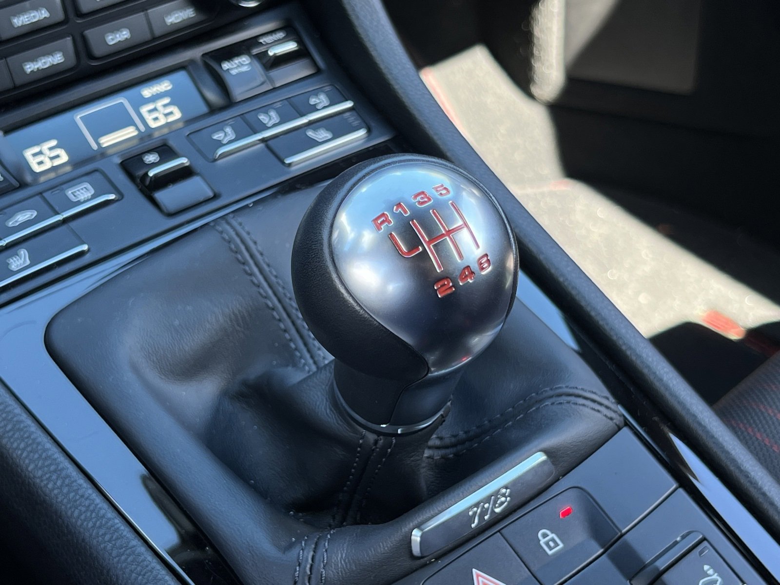 Certified 2023 Porsche 718 Cayman T image 24