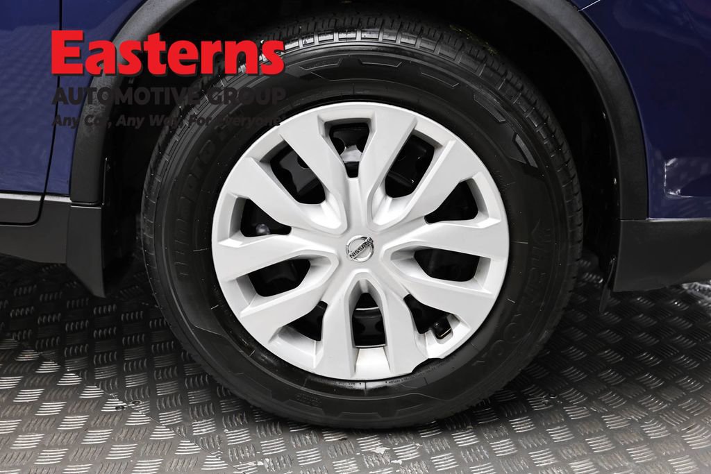 Used 2019 Nissan Rogue S AWD/4WD image 31