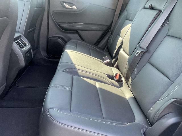 New 2026 Chevrolet Blazer LT w/ LPO, Black Grille Bar Package FWD image 10