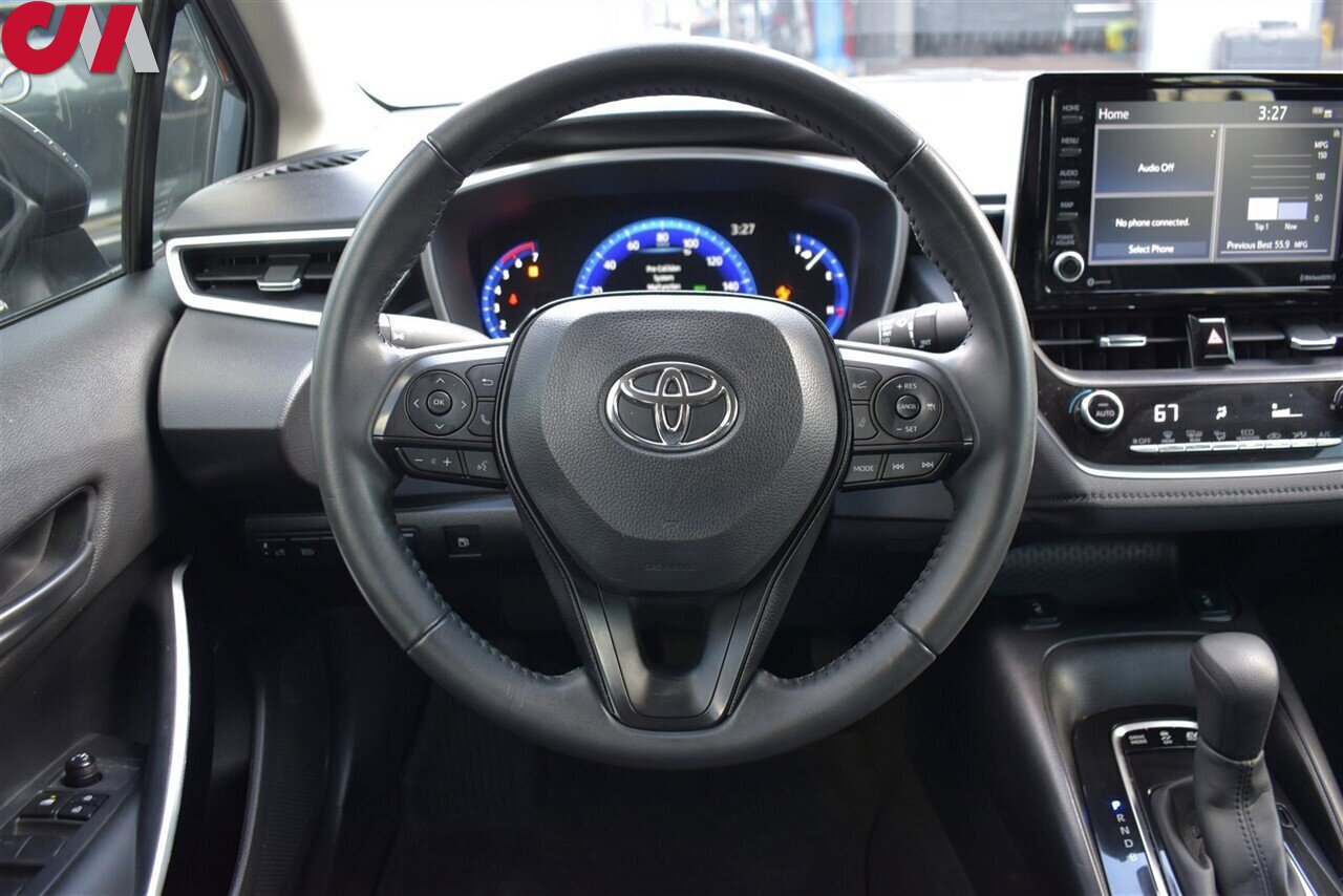 Used 2022 Toyota Corolla LE w/ Premium Interior Package FWD image 14