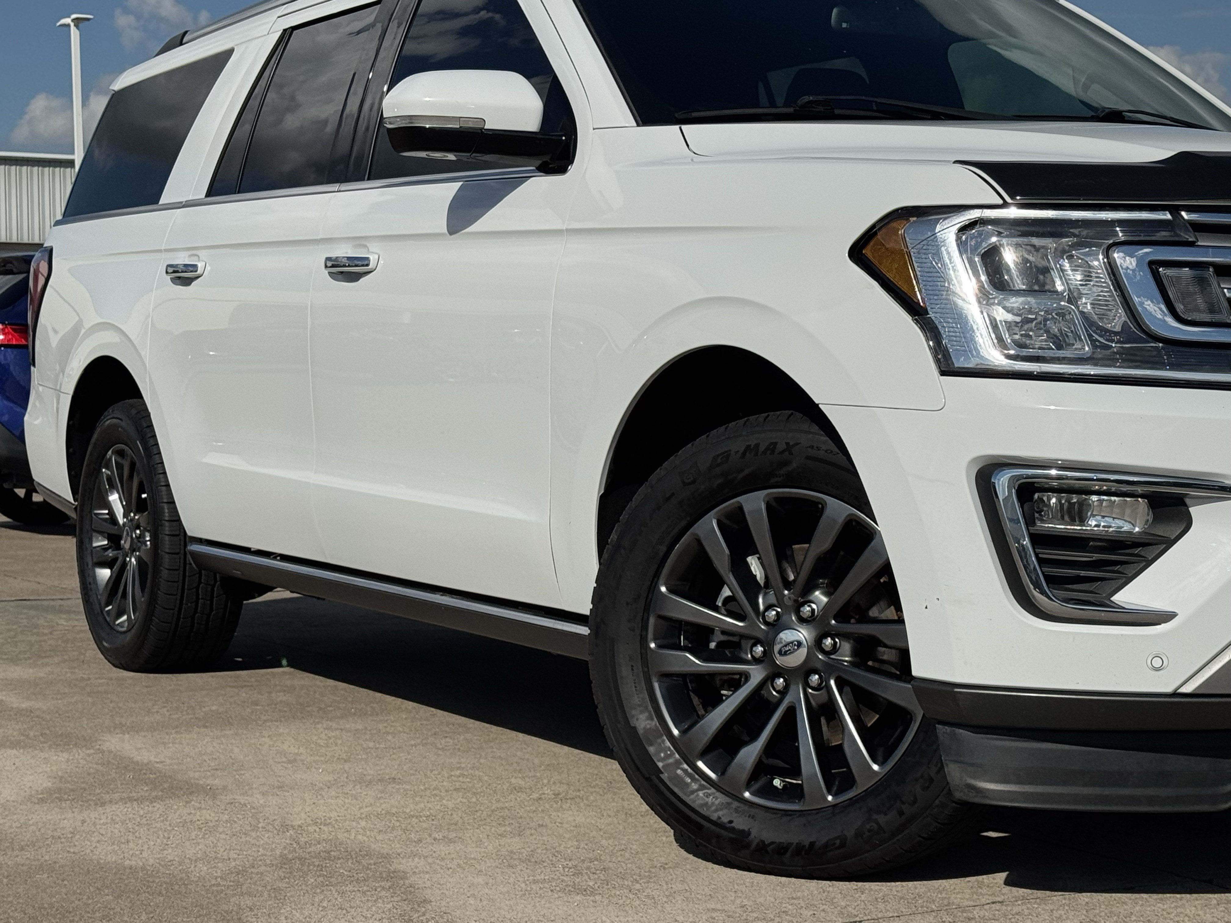 Used 2021 Ford Expedition Max Limited RWD image 3