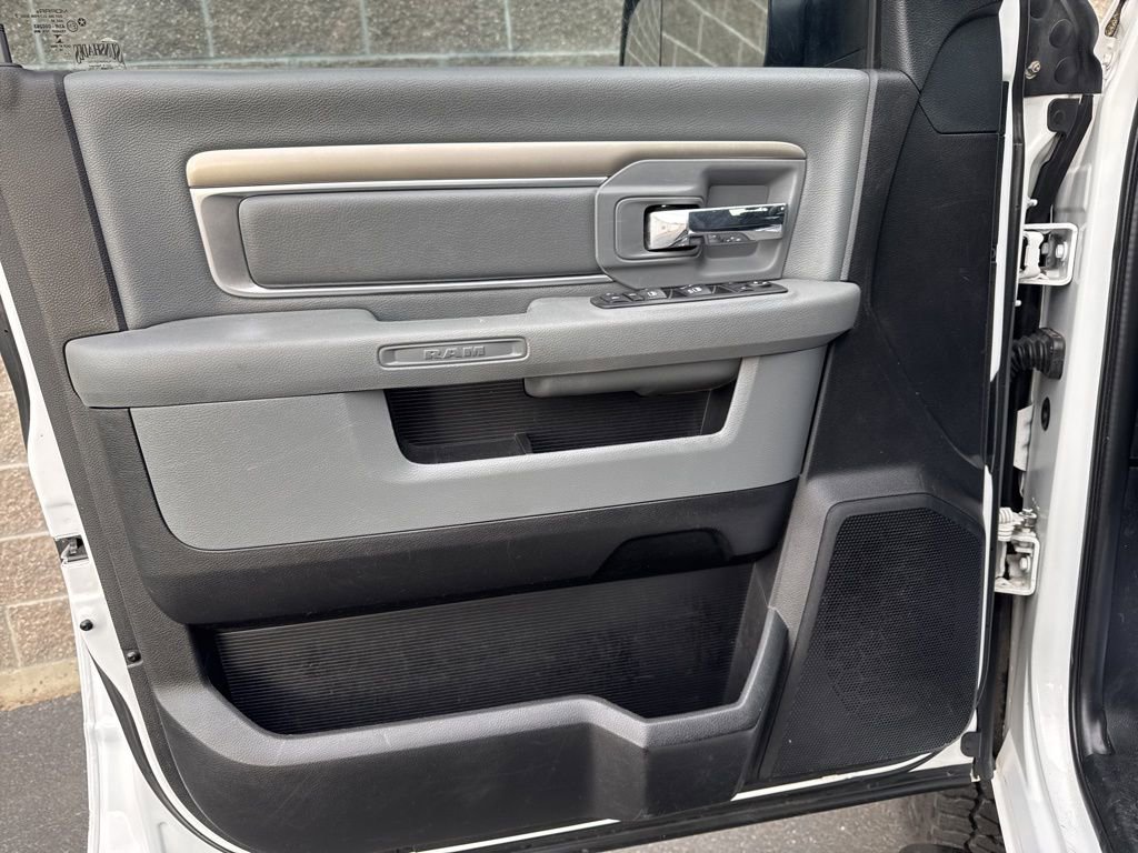 Used 2017 RAM 2500 SLT image 12