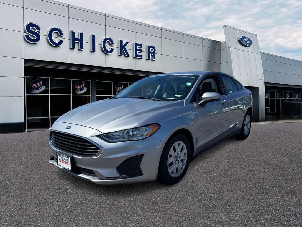 Used 2020 Ford Fusion S FWD image 4