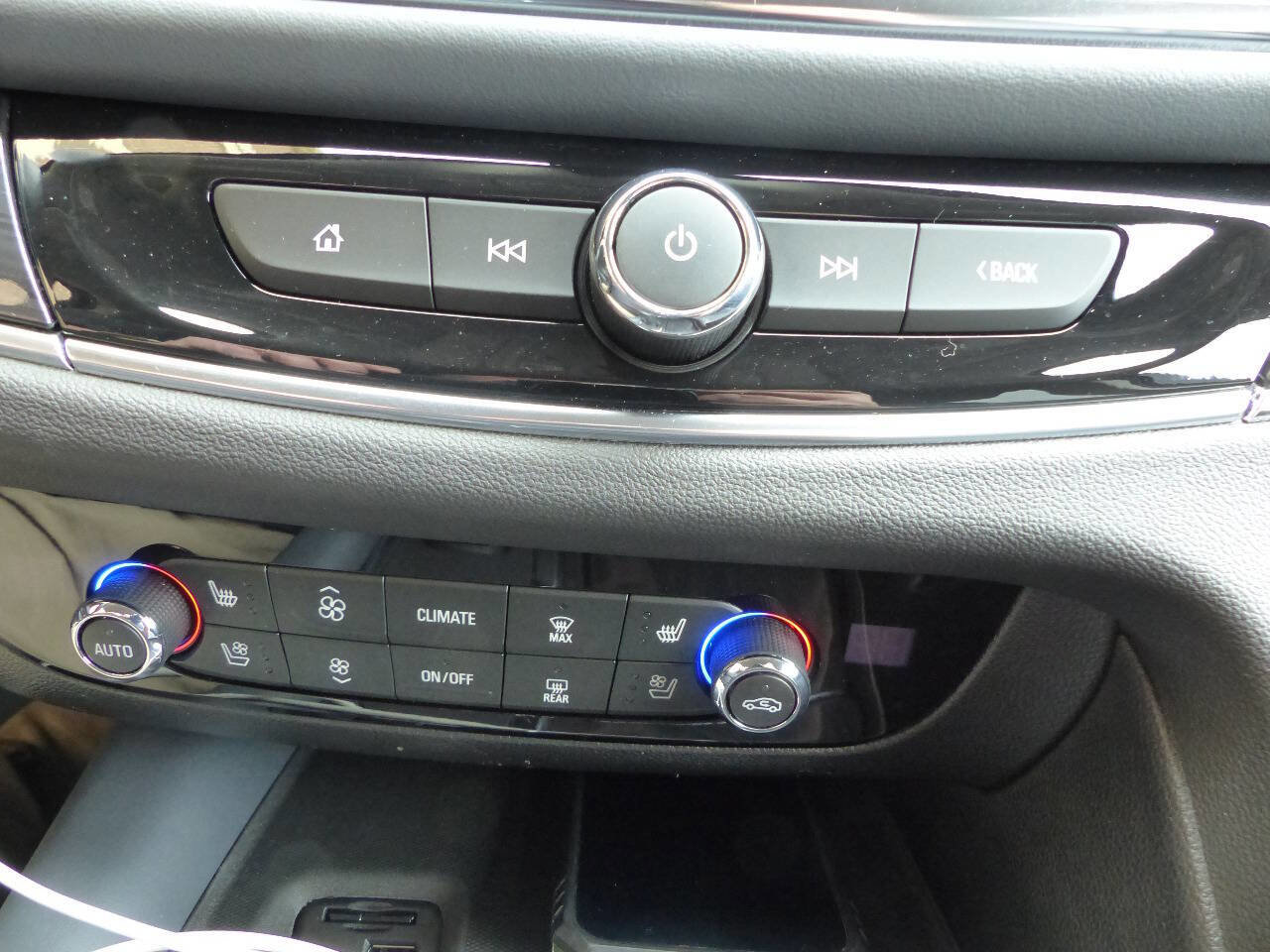 Used 2021 Buick Enclave Premium w/ Surround and Sites Package FWD image 48