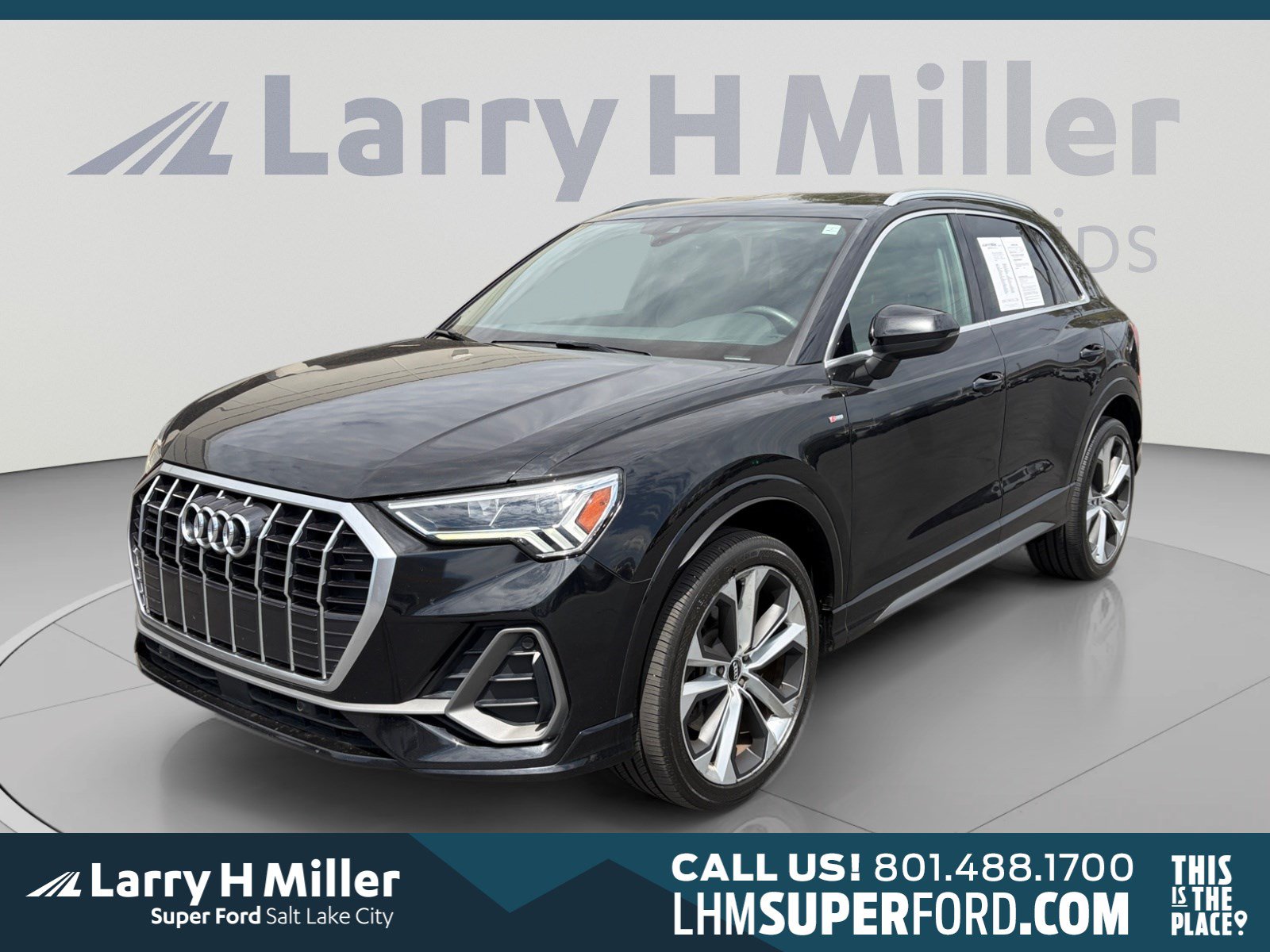 Used 2020 Audi Q3 2.0T Premium Plus w/ Premium Plus Package AWD/4WD image 1