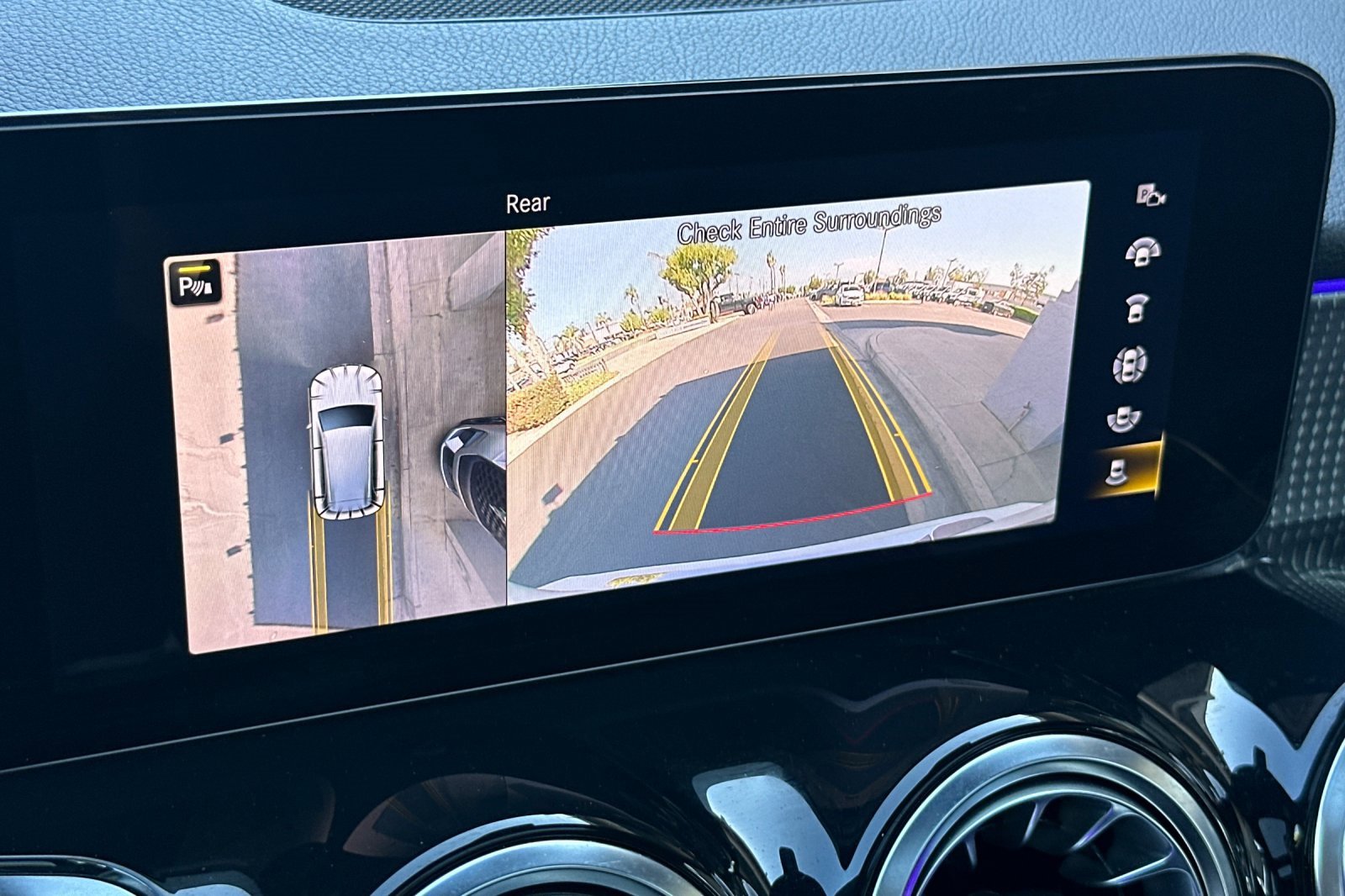 Used 2022 Mercedes-Benz GLB 250 image 19