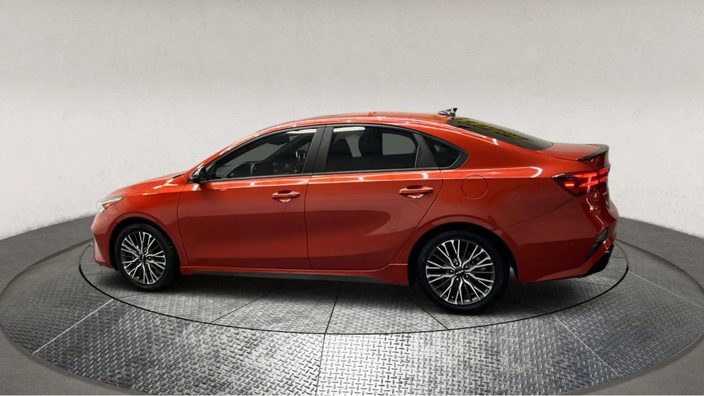 Used 2022 Kia Forte GT-Line w/ GT-Line Premium Package image 5