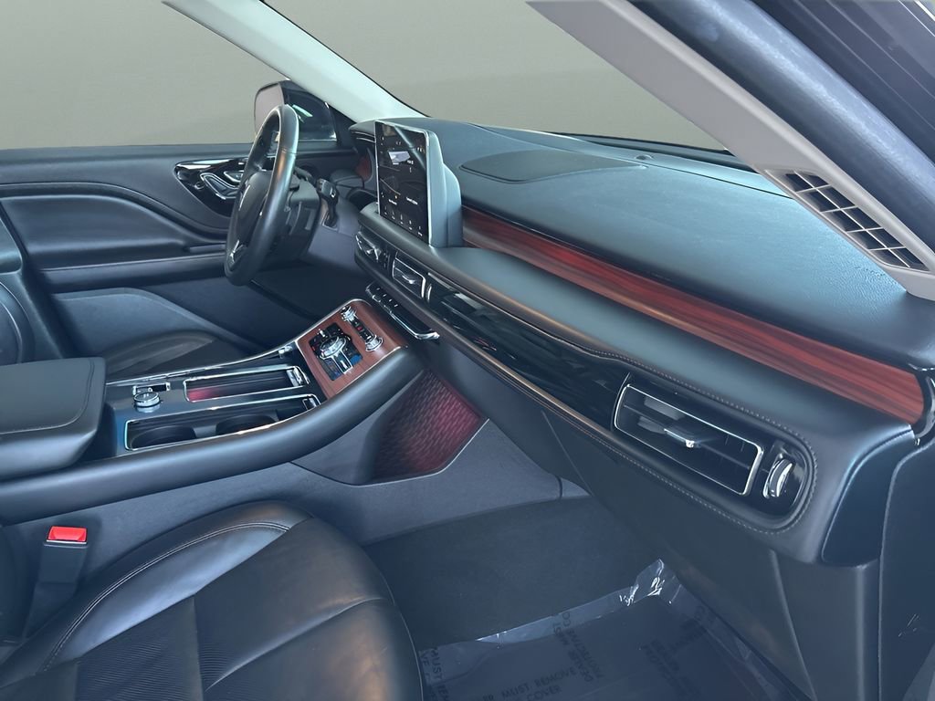 Used 2024 Lincoln Aviator Reserve image 32