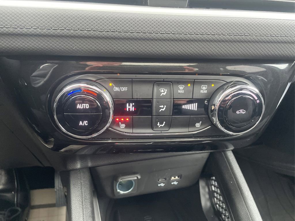 Used 2024 Chevrolet TrailBlazer LT w/ Convenience Package image 28