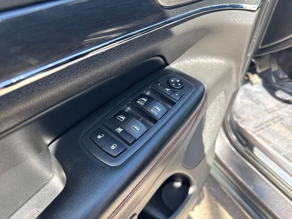 Used 2017 Jeep Grand Cherokee Trailhawk image 11