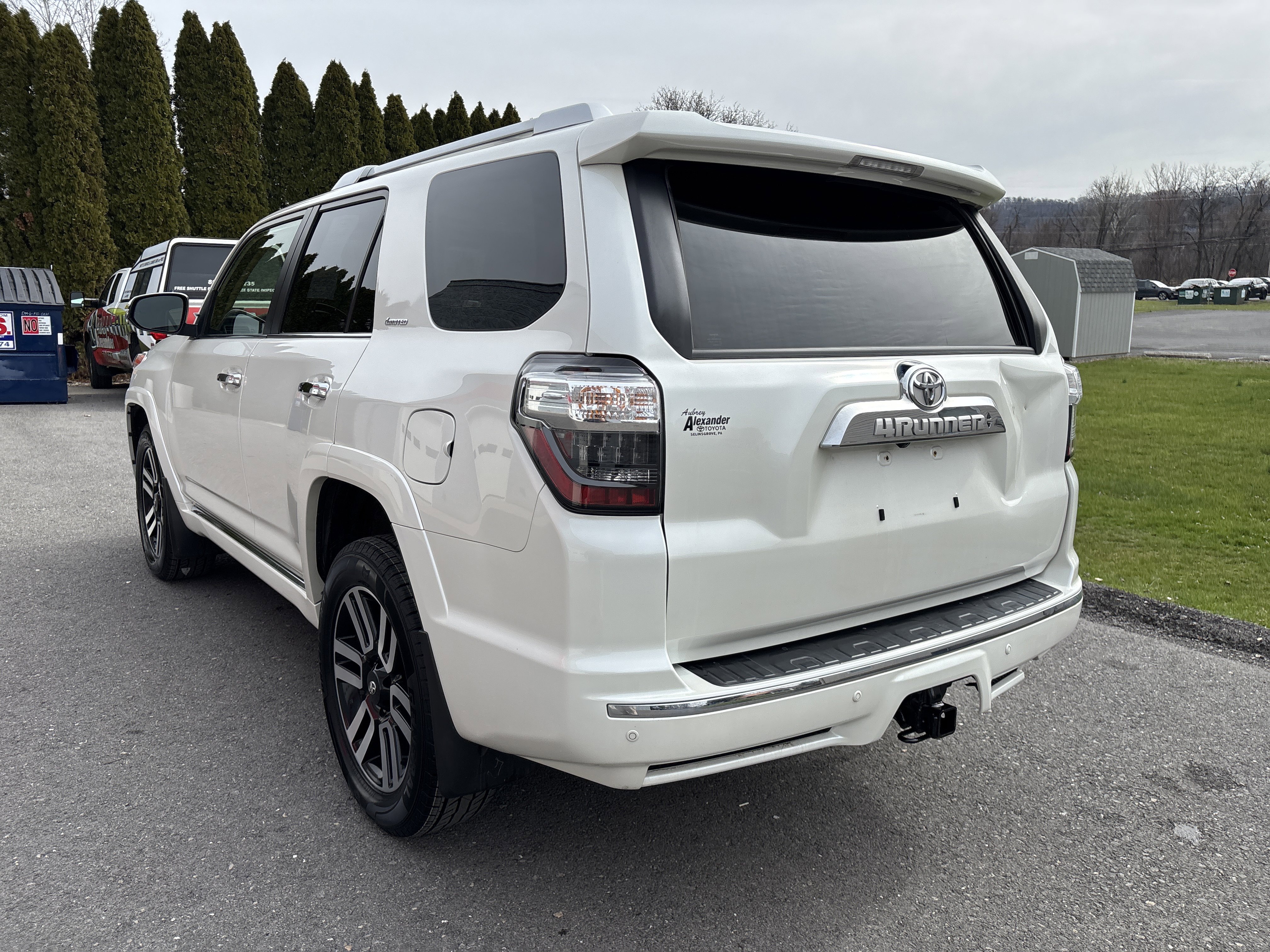 Used 2022 Toyota 4Runner Limited image 6
