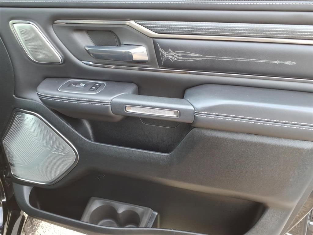 Used 2020 RAM 1500 Limited w/ Black Appearance Package image 9
