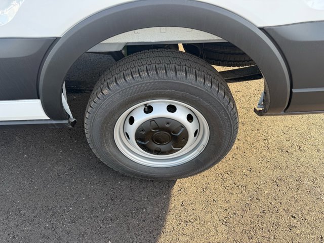 New 2026 Ford Transit 250 148 Medium Roof image 17