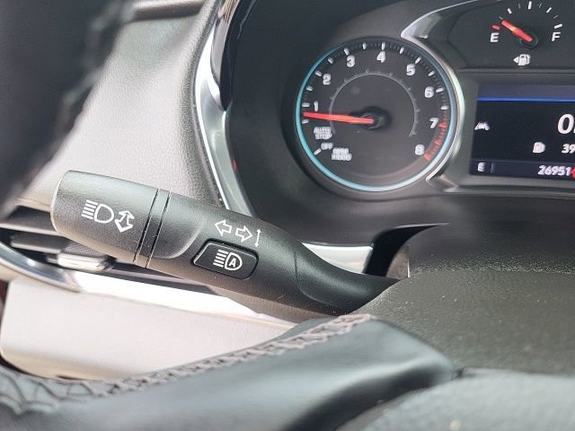 Used 2023 Chevrolet Traverse LT image 41